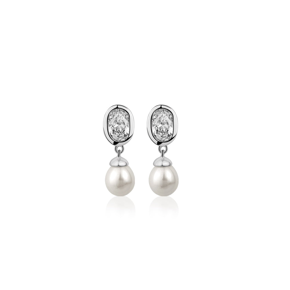 NEWBRIDGE SILVER PEARL DROP EARRINGS WITH CLEAR STONES VGK087