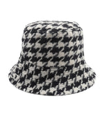 HOUNDSTOOTH PATTERN BUCKET HAT
